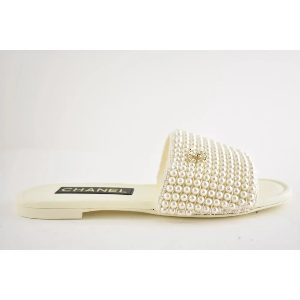 Chanel 25P Ivory White Pearl Embroidery CC Logo Slide Slip Sandal Mule Flat 36.5